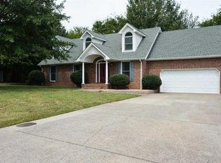 327 Brentmeade Dr, Murfreesboro, TN 37130