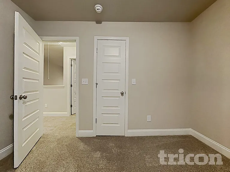 817 Crescent Way — Photo 27