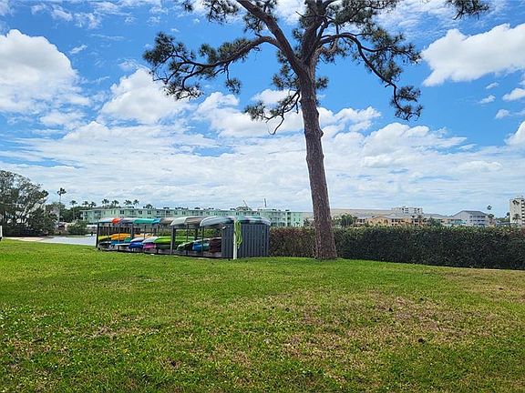 2nd image of 2700 Bayshore Blvd APT 592