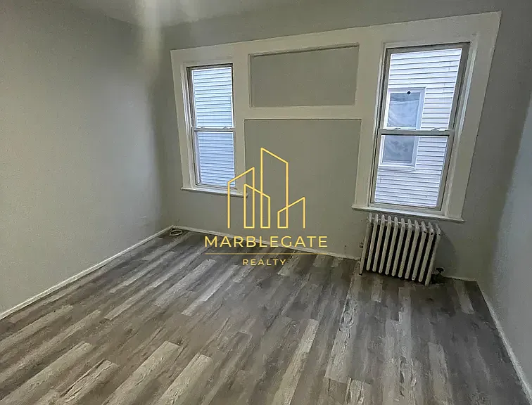 439 Springdale Ave #11L — Photo 5