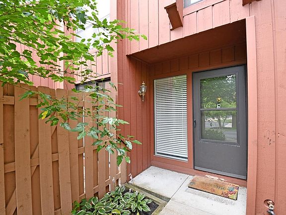 3rd image of 8307 Coppernail Way #15-3