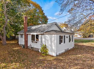23 Beach Rd, Clinton, CT 06413