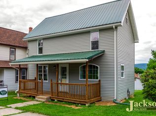 415 Clinton St, Avis, PA 17721