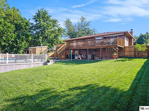 5th image of 1011 Somerset Dr