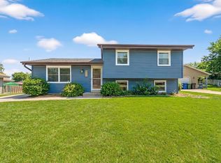 8620 S Riverton ROAD, Oak Creek, WI 53154