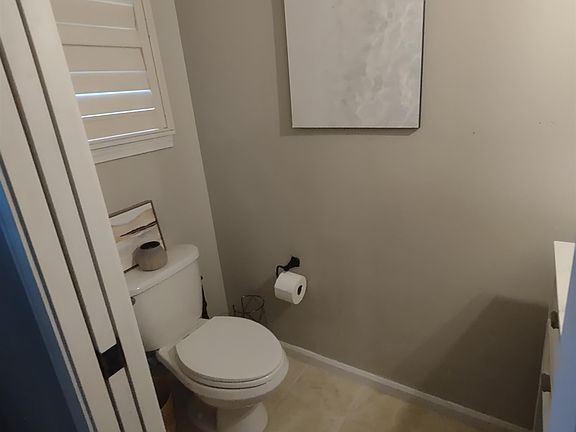 4th image of 656 Meakanu Ln APT 1605