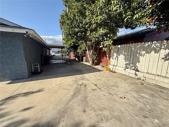3rd image of 10181 Larson Ave