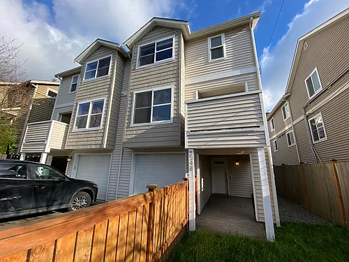 8548 Stone Ave N Photo 1