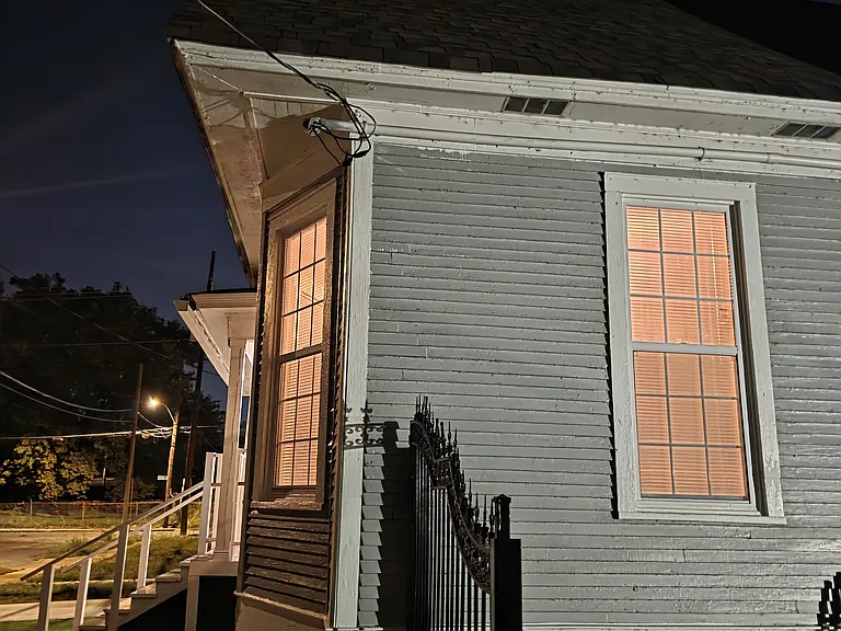 911 Polk Ave — Photo 42
