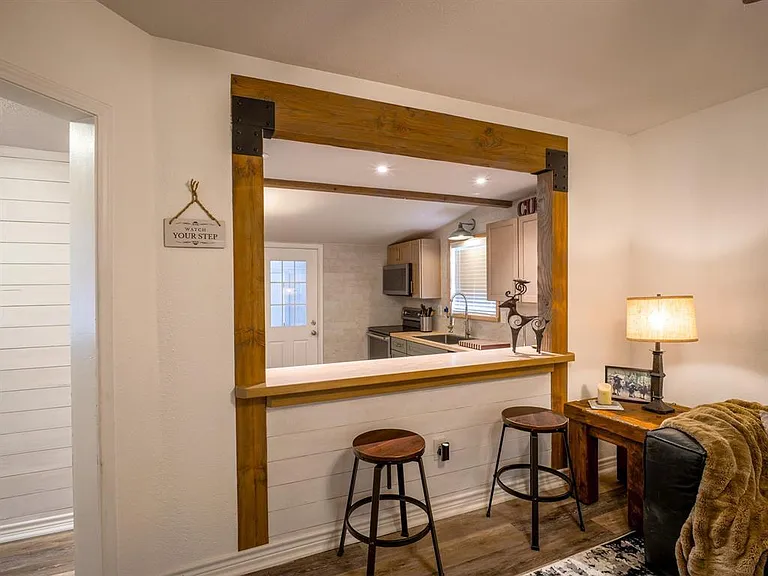 103 N Avenue Q — Photo 23