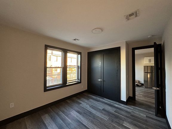 5th image of 55 Lincoln St #301A