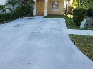 1017 NE 3rd Ave, Homestead, FL 33030