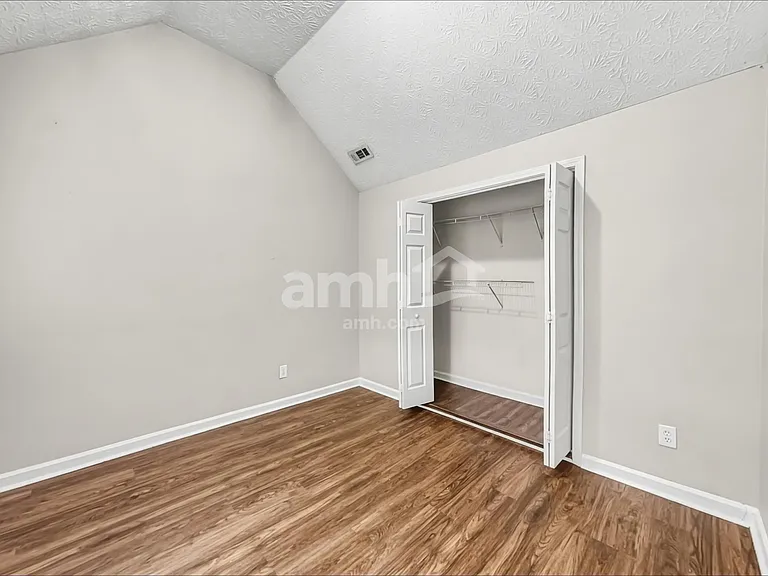 105 Unity Cv — Photo 12