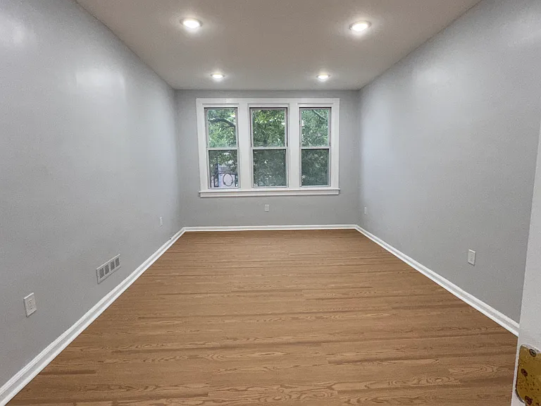 Bedroom #1