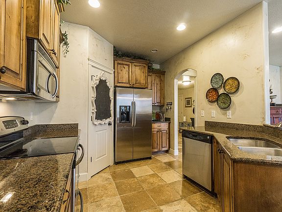 4th image of 1262 N Baycrest Dr Unit 126