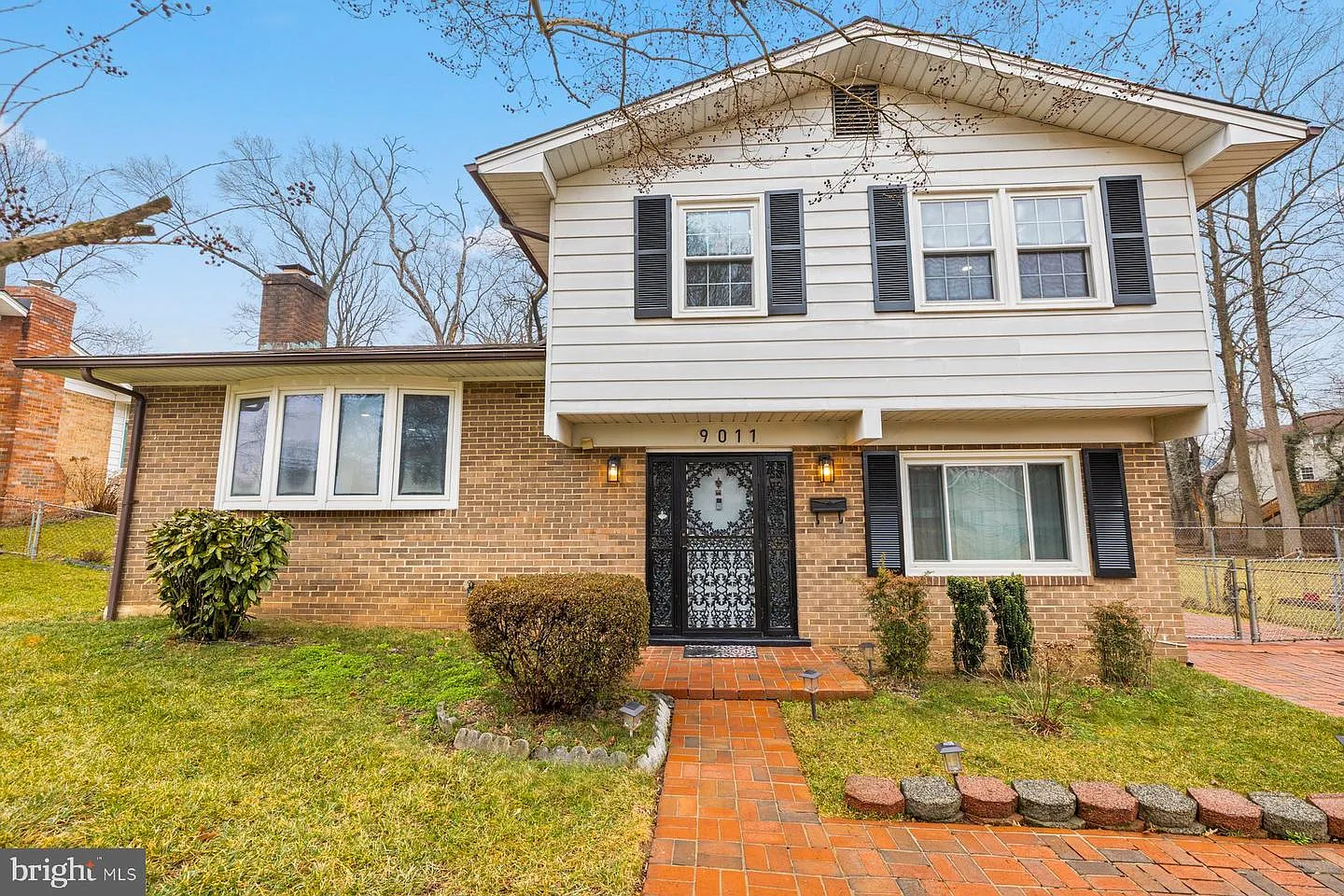 9011 Hobart St photo 1