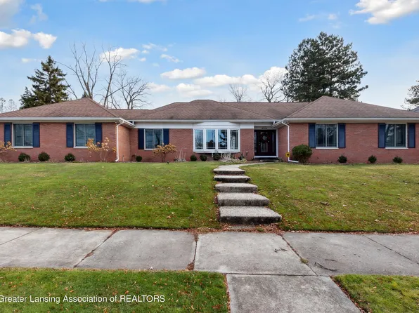 1610 N Stanlake Dr, East Lansing, MI 48823