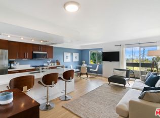 2700 Cahuenga Blvd E APT 3204, Los Angeles, CA 90068