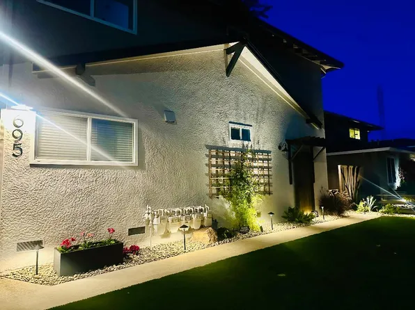 695 W Valley Dr, Campbell, CA