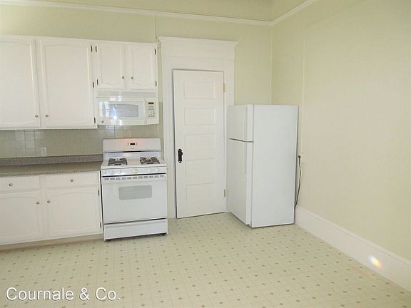 4th image of 283 4th Ave #3