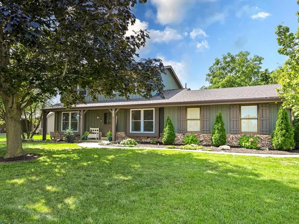 7613 S 83rd STREET, Franklin, WI 53132