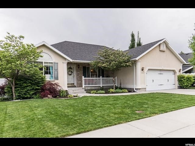 1st image of 10145 N Evergreen Cir