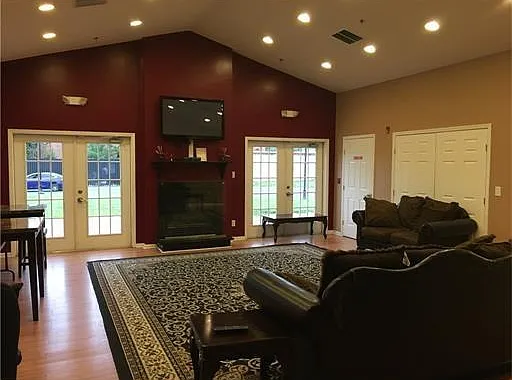 1037 Edpas Rd — Photo 11