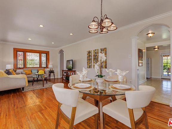 3rd image of 22057 Providencia St
