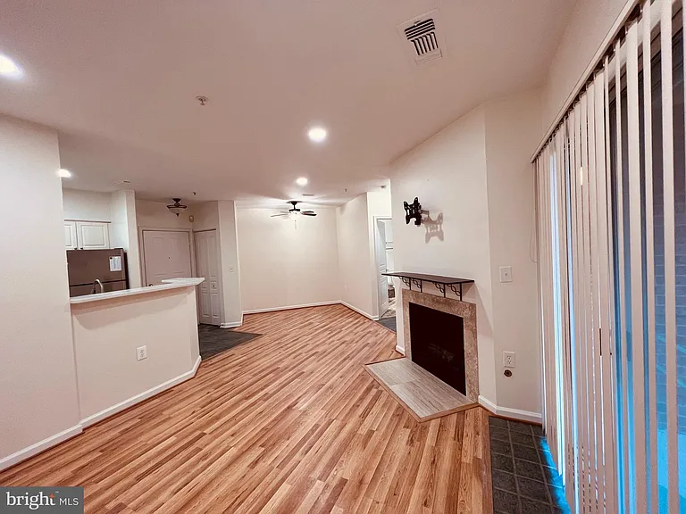 2204 Westcourt Ln #113 — Photo 6