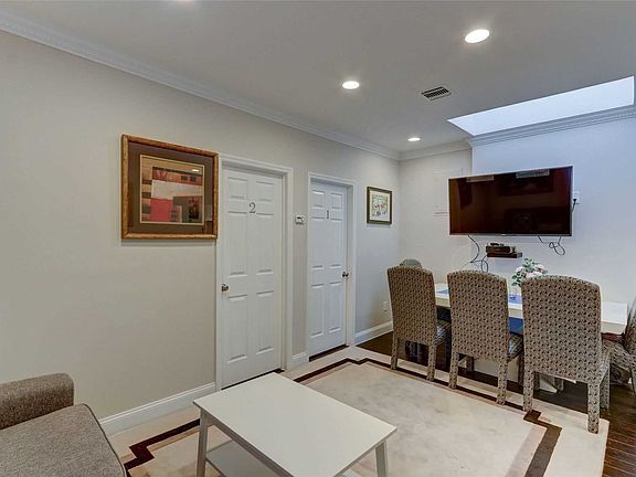 2nd image of 79 S Broadway Ave Floor 2