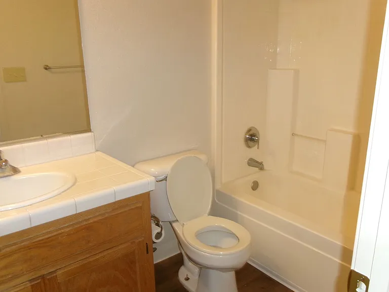 218 Idlewild Dr — Photo 11