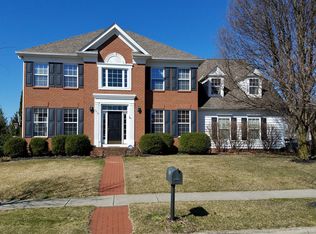 5219 Sugar Run Dr, New Albany, OH 43054