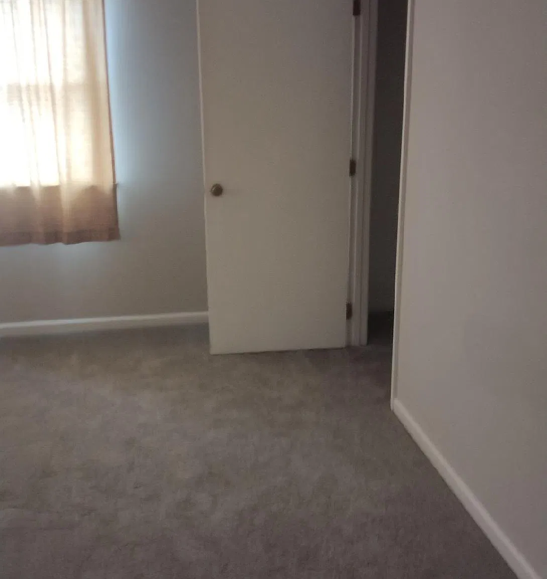 2 bed, 1280 sqft, $1,295 — Photo 4