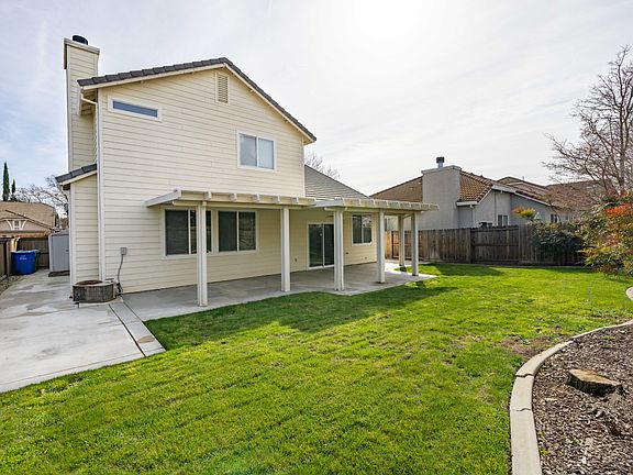 4th image of 9648 Darley Way