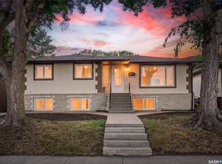 517 O Avenue N, Saskatoon, SK S7L 2V4