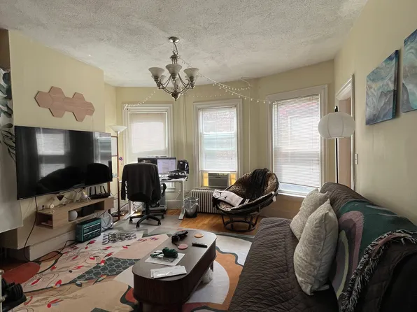 (undisclosed Address), Brookline, MA 02445