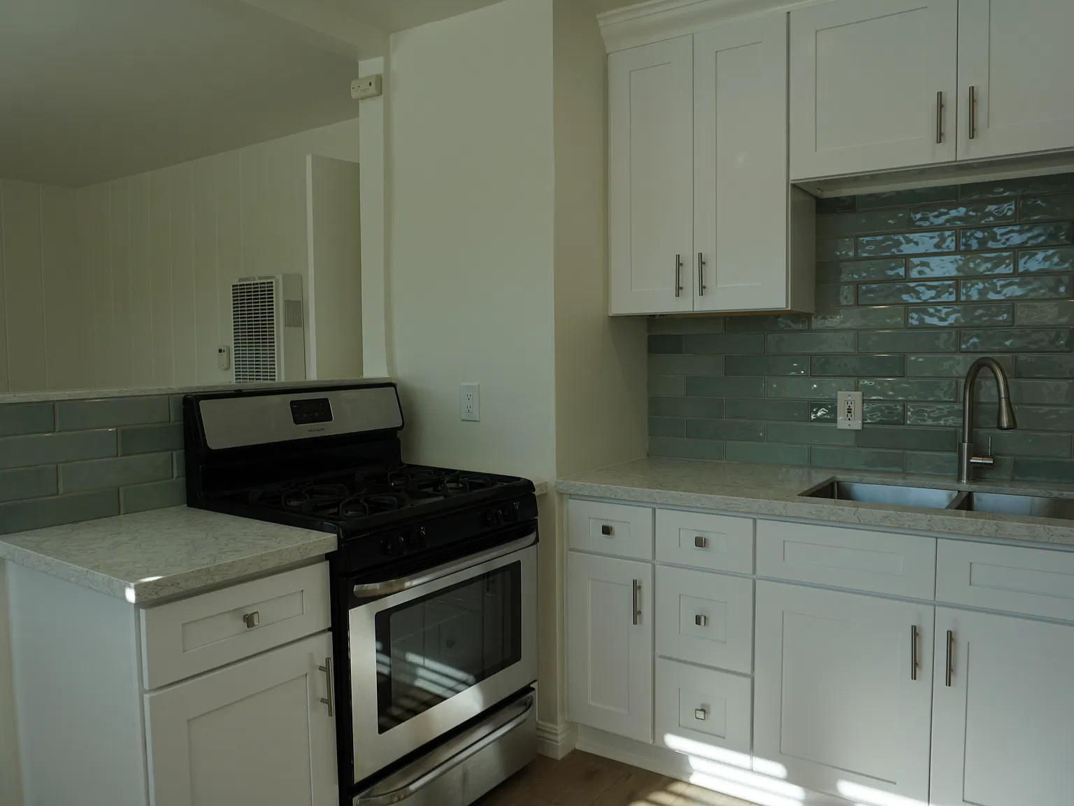 1 bed, 600 sqft, $2,550 — Photo 3