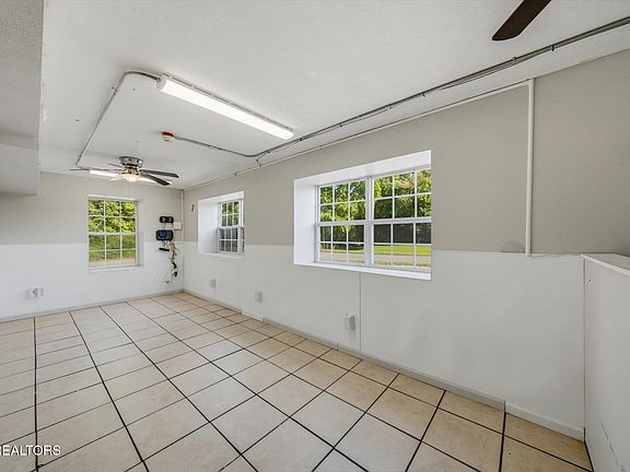 5th image of 607 Old Tacora Hills Rd