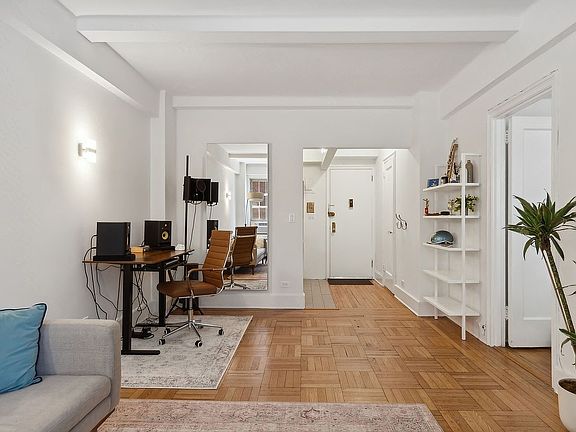 2nd image of 24 5th Ave APT 912A