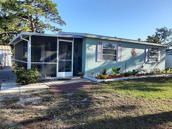 2nd image of 1172 Edgemere Pl