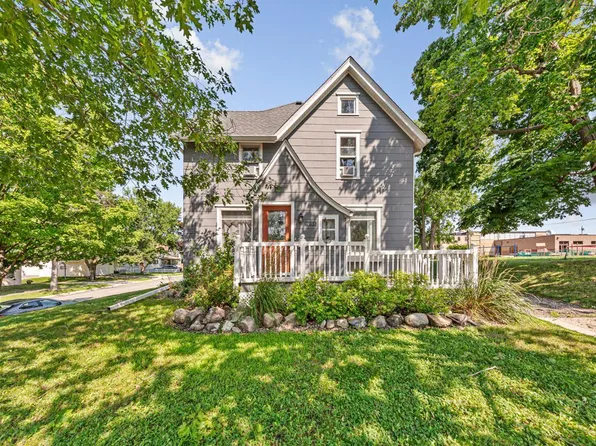 703 S Oak Ave, Owatonna, MN 55060