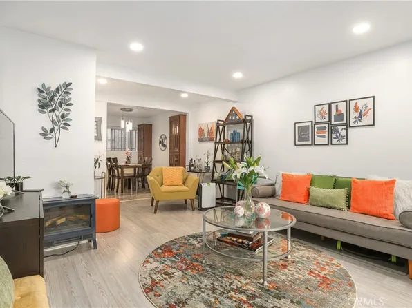 882 Victor Ave APT 33, Inglewood, CA 90302