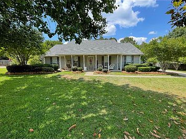 105 Spring Chase Cir