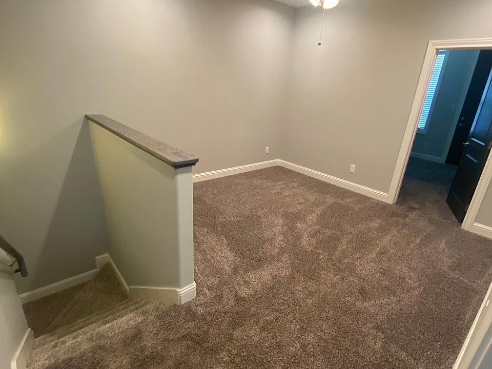 upstairs study/common room