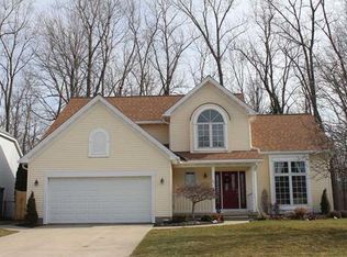 89 Landings Dr, Buffalo, NY 14228