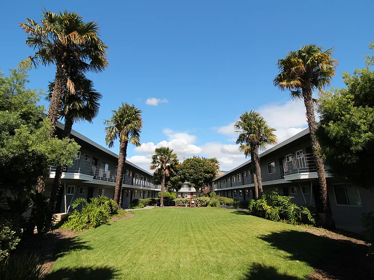 Parklane — Photo 2