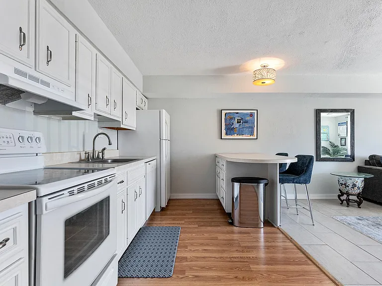 9417 Ventnor Ave #A — Photo 4