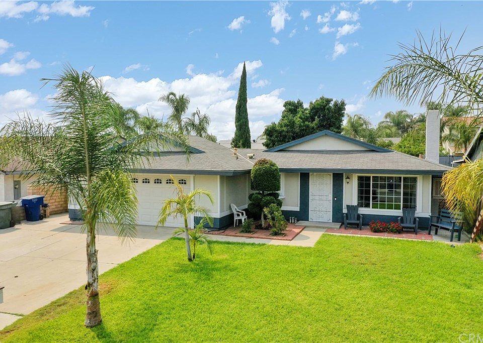 1st image of 1429 N Placer Pl