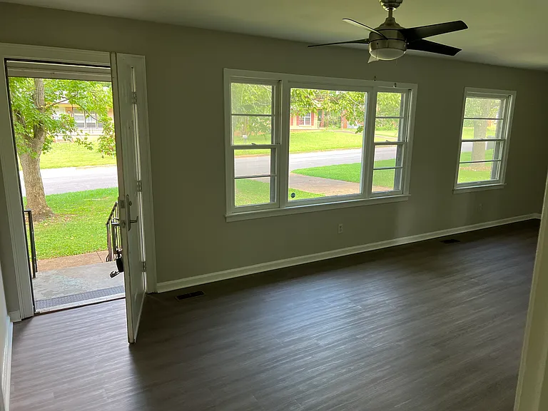 602 Austin Dr NW — Photo 26