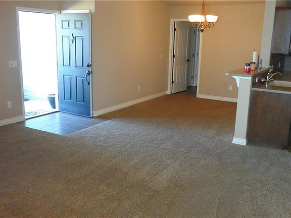 4th image of 15233 Stillwind Dr